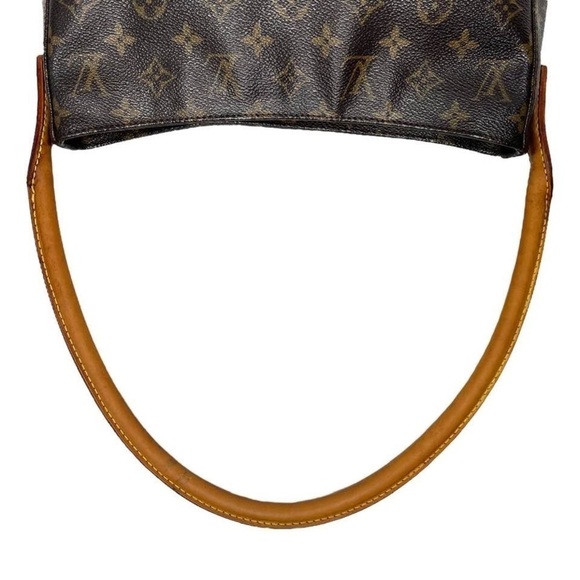 LOUIS VUITTON • LOOPING BAG - Picture 8 of 14